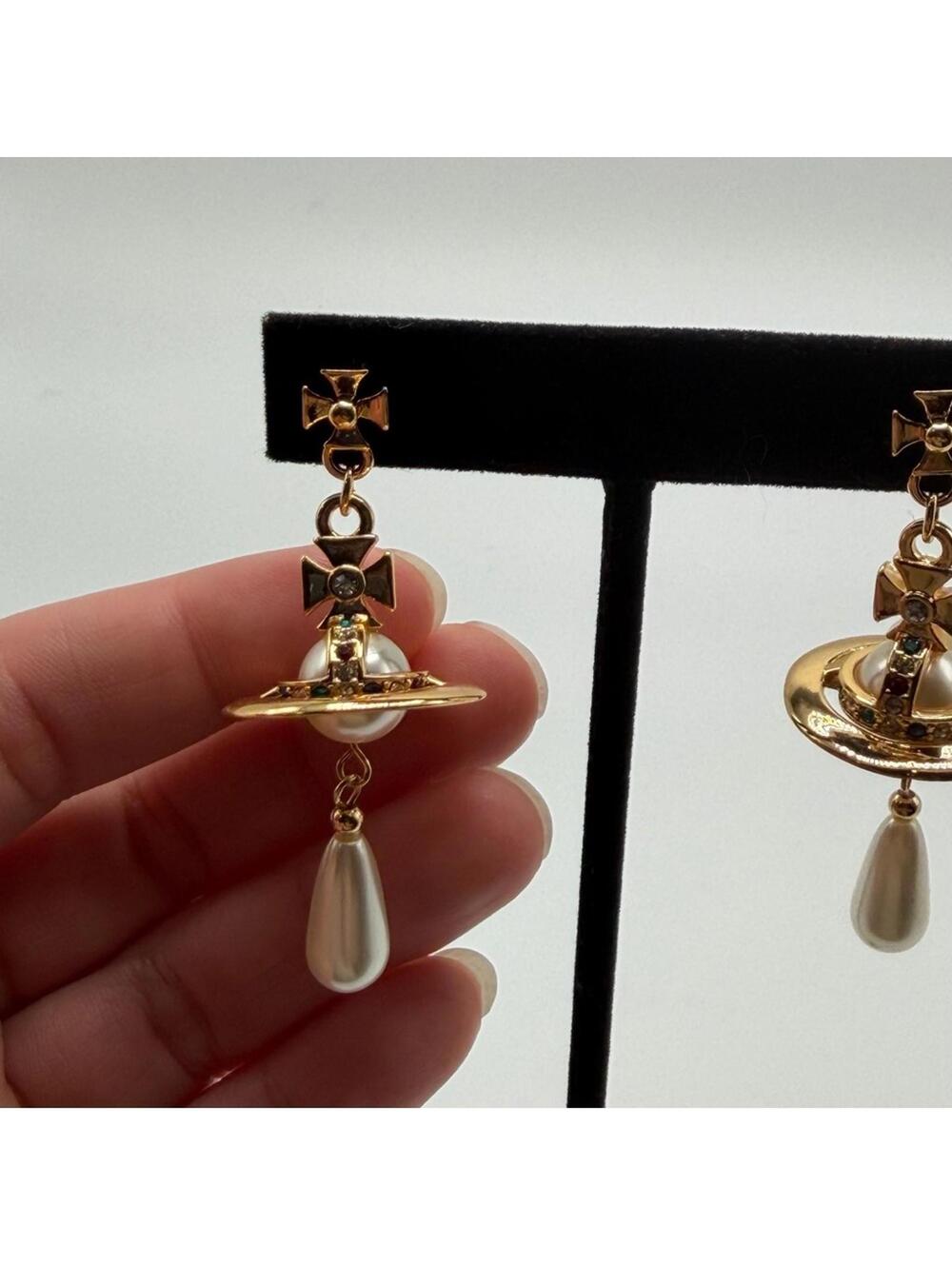 Vivienne Westwood Pearl & Crystal Orb Drop Earrings GoldTone - Picture 5 of 6